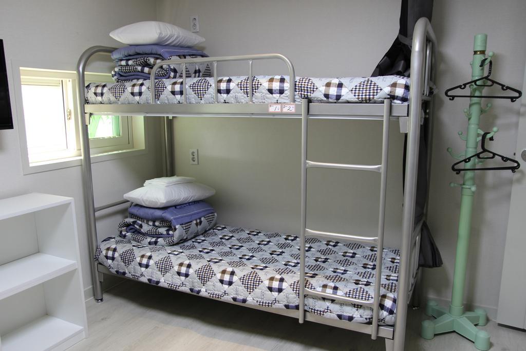 Embassy Guesthouse Itaewon Seoul Rum bild