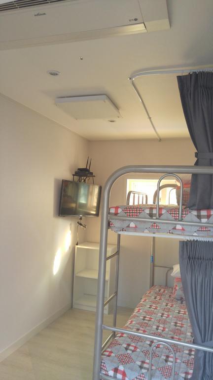 Embassy Guesthouse Itaewon Seoul Rum bild